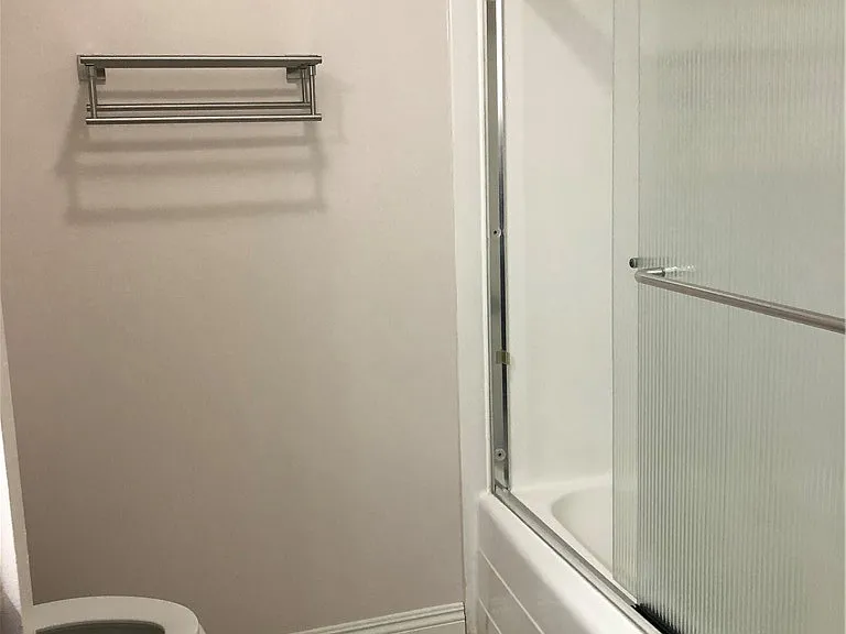 552 N Bellflower Blvd #220 — Photo 20