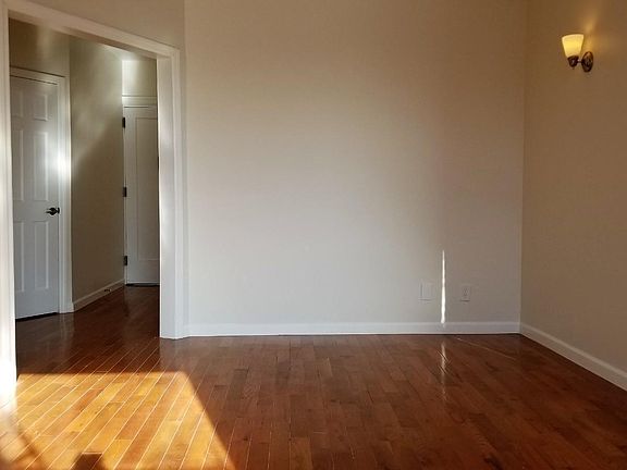 4th image of 8602 Forest Pkwy #3E