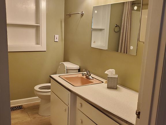 2nd image of 178 Saint William Dr #178