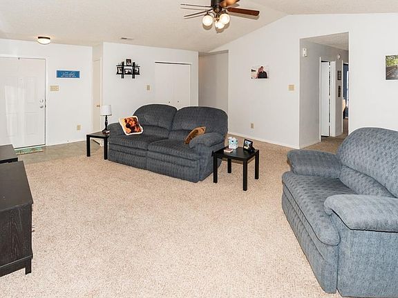 5th image of 10391 Buckshire Ln
