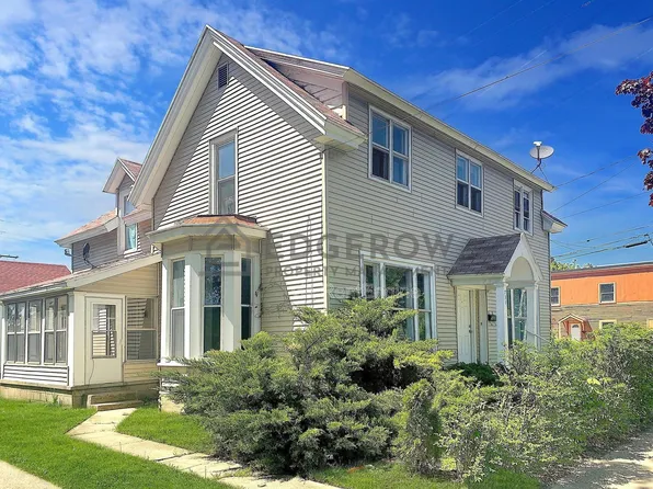 404 6th St NW, Grand Rapids, MI 49504