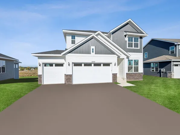 3009 Trinity Dr, Shakopee, MN 55379