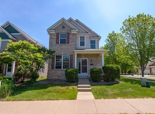 10009 Pincherry Ln, Eden Prairie, MN 55347