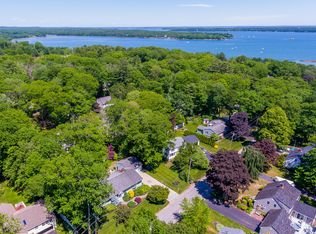 8 Wildwood Blvd, Cumberland Foreside, ME 04110