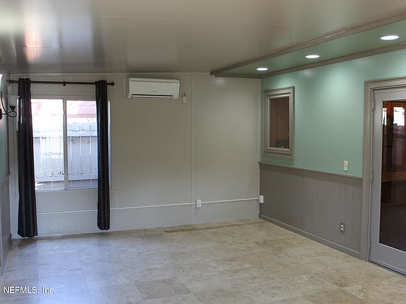 5th image of 8227 KENSINGTON Square