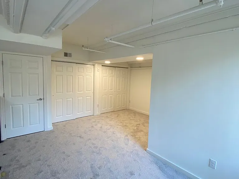 415 E. Grace Street — Photo 34