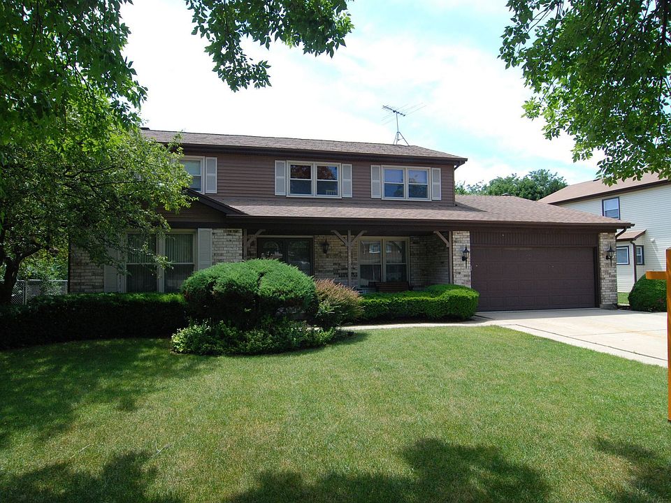1st image of 623 Stratford Dr