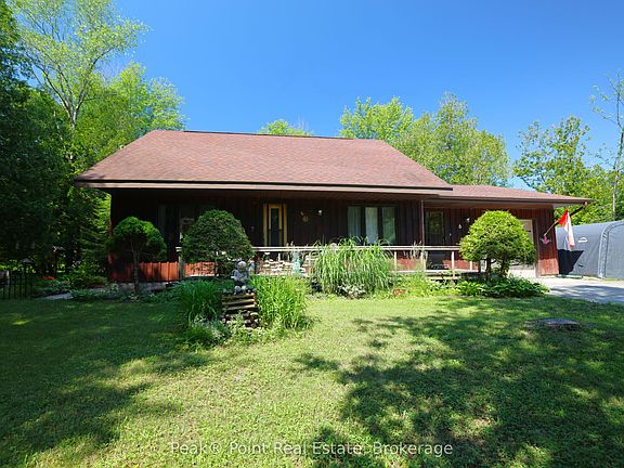 3rd image of 6 Whitefish Blvd