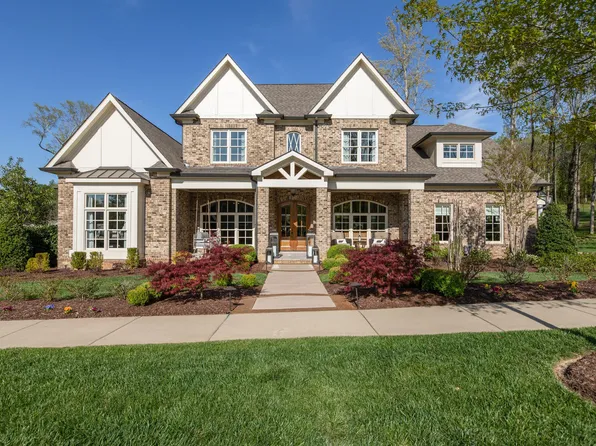 8472 Heirloom Blvd, College Grove, TN 37046