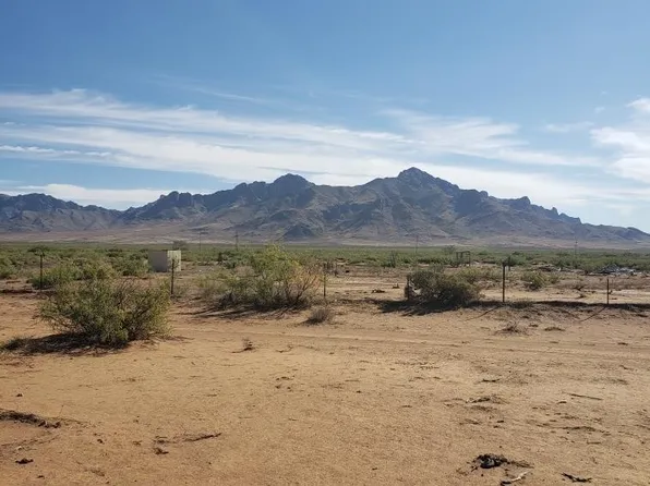 4760 Whisper Rd SE, Deming, NM 88030