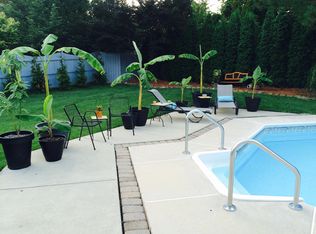 351 E Meadow Dr, Mechanicsburg, PA 17055