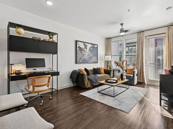 930 E 15th St #3351676