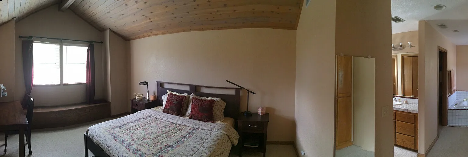 Beautiful, Ranch-Style Home-quiet setting-conveniently located — Photo 2