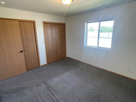 5th image of 7789 Commerce Park Unit 101