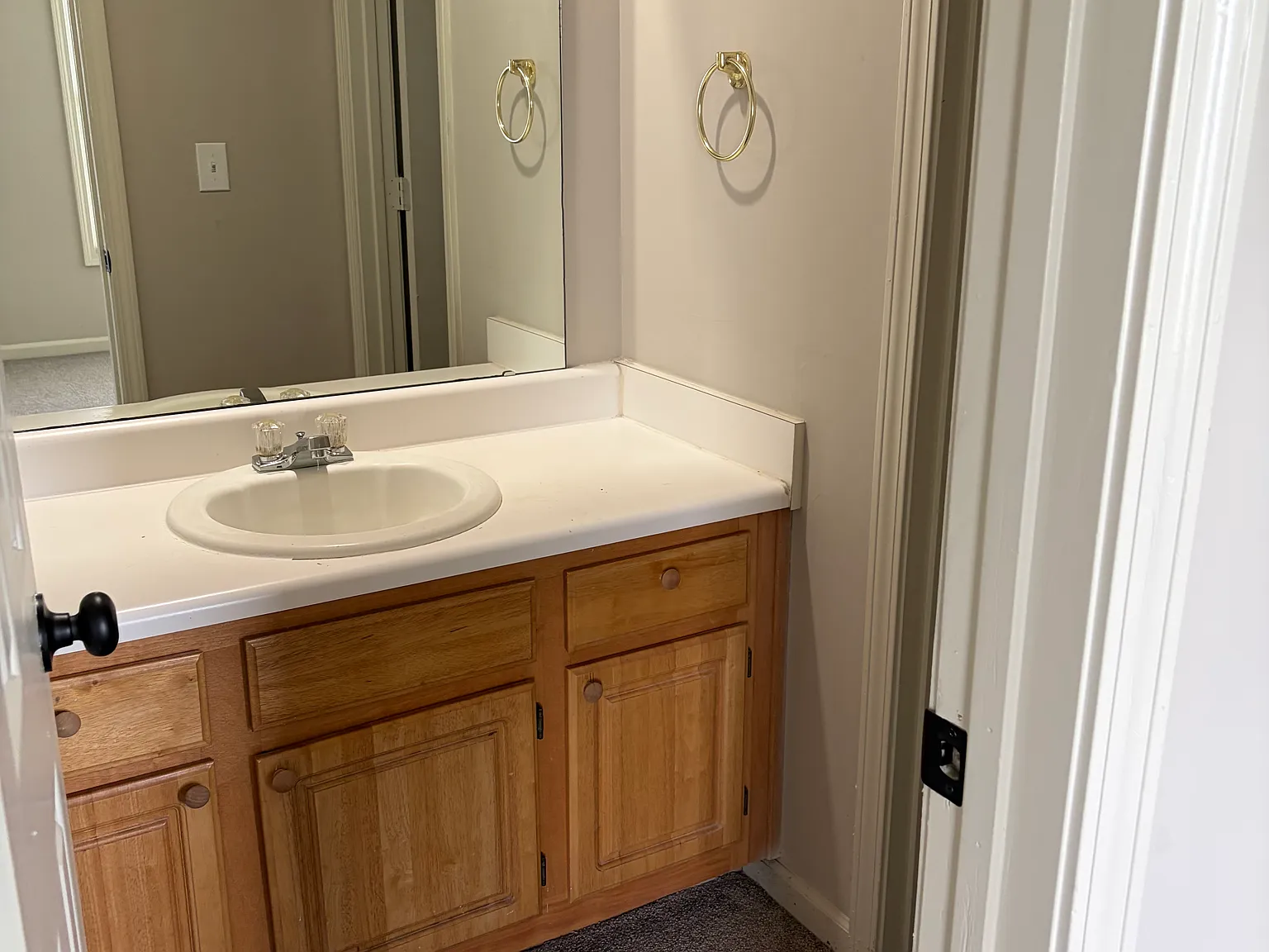 3 bed, 2.5 bath, 1400 sqft, $1,800 — Photo 4