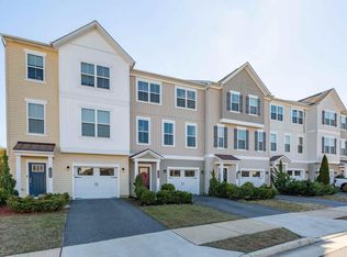 1206 Hudgins Farm Cir, Fredericksburg, VA 22408