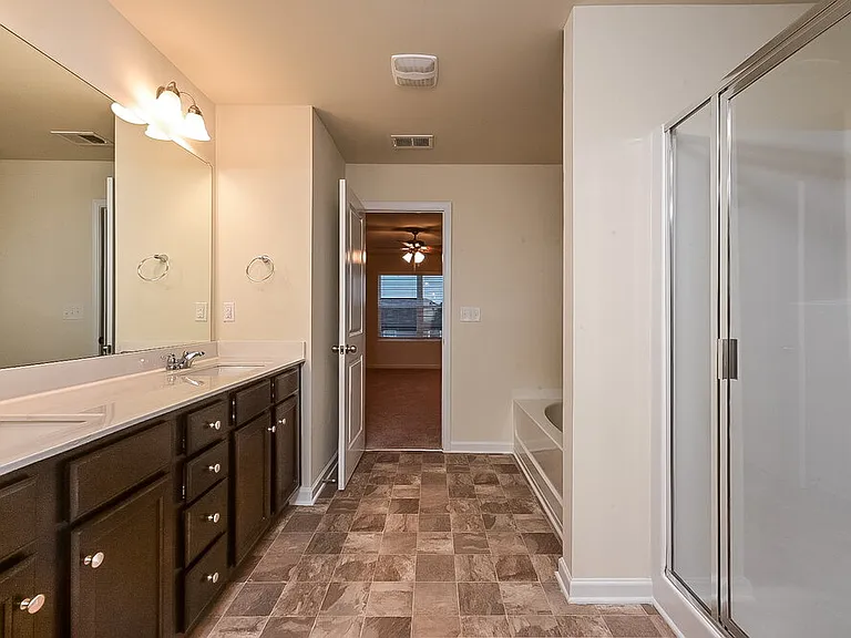 437 Culloden Moor Dr — Photo 11