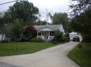 25935 Garden Rd, Bedford, OH 44146