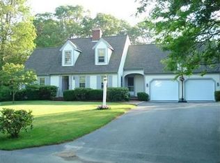 25 Hyde Park, Centerville, MA 02632