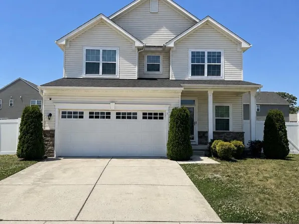 Circle Dr, Sicklerville, NJ 08081