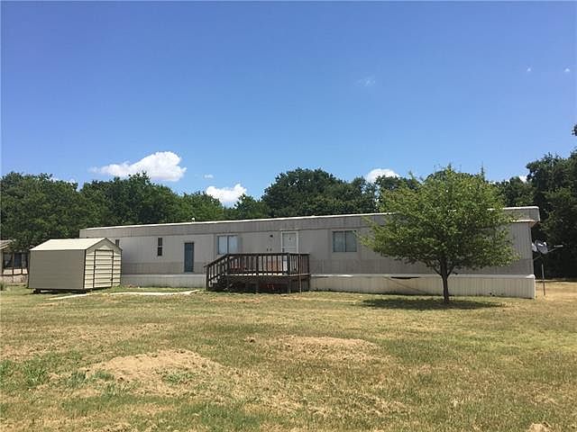 1st image of 204 Johnson Dr