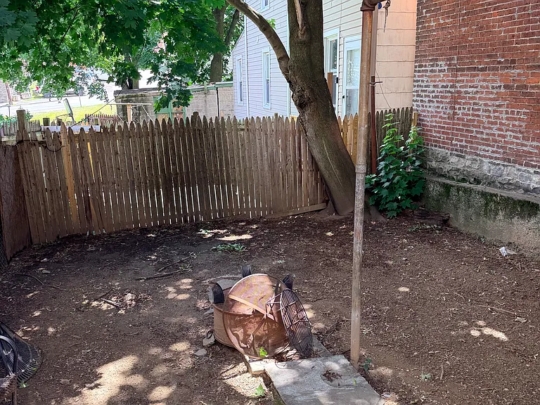 695 Pearl St #1 — Photo 8