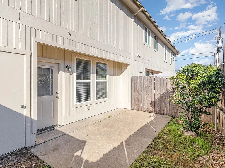 2215 Dry Creek Dr #611 — Photo 14