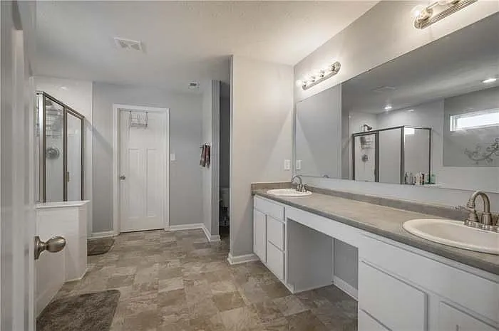 2096 Amur Ct — Photo 23