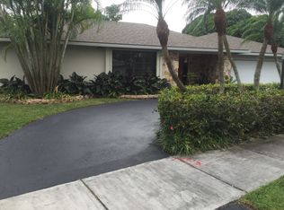 11818 SW 96th Ter, Miami, FL 33186