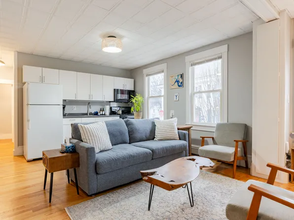 89 Sheridan St #1, Portland, ME 04101