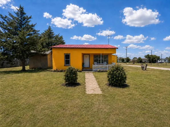 115 Duggan Ave, Anton, TX 79313