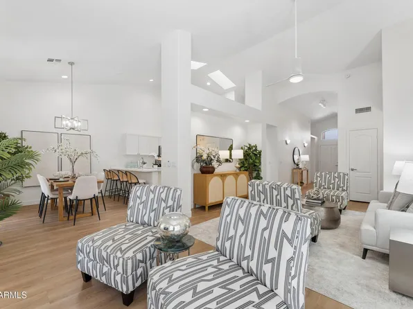 3326 N 42nd Street, Phoenix, AZ 85018