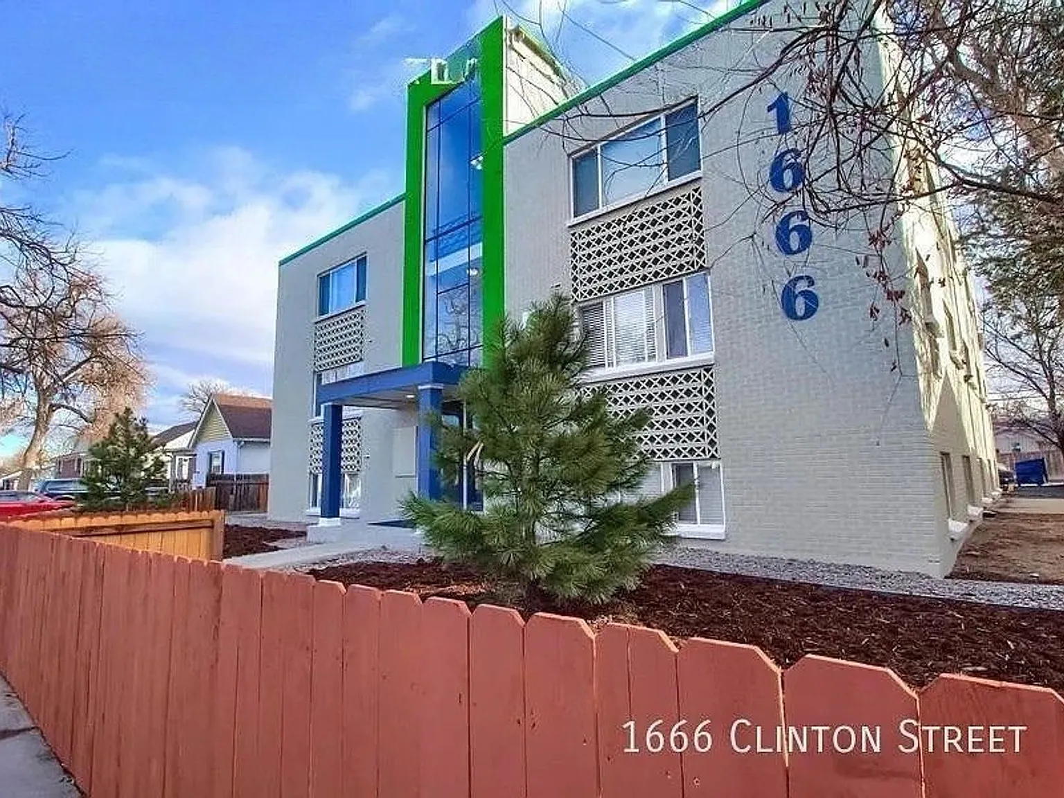 1666 Clinton St — Photo 2
