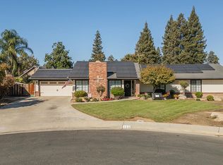 185 Redwood Drive Cir, Reedley, CA 93654