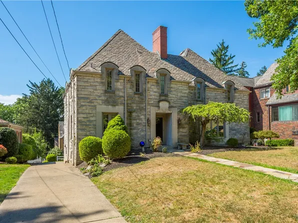 1364 Navahoe Dr, Pittsburgh, PA 15228