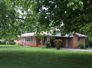 257 Moore Hill Rd, Hayesville, NC 28904