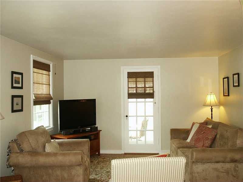1st image of 238 Maryland Dr