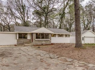 4504 Lakeshore Dr, Northport, AL 35473