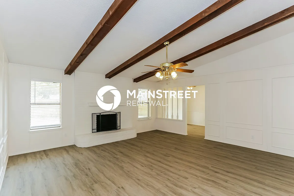 Living Room - 2710 Partridge Ave