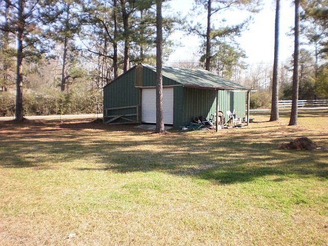 2nd image of 559 Pine Grove Rd