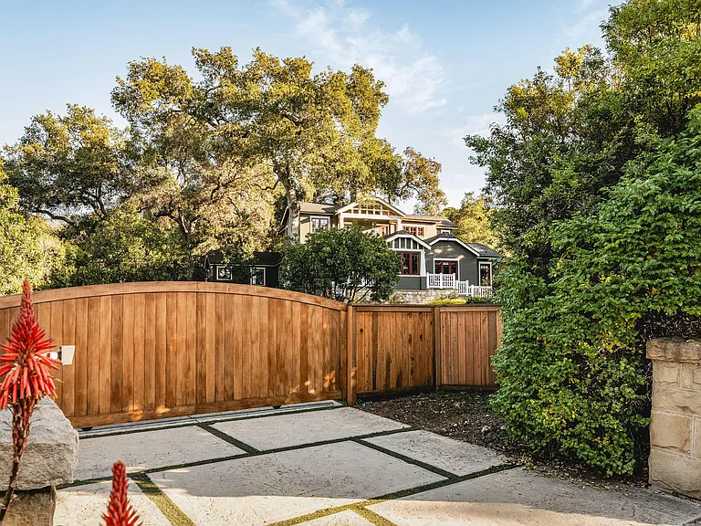 2480 Foothill Rd — Photo 34