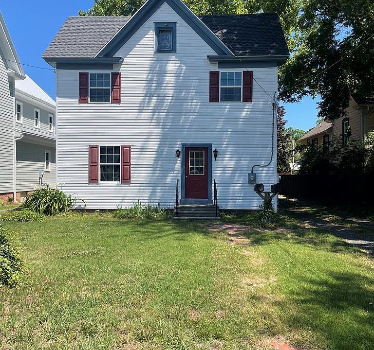 1st image of 41 King St