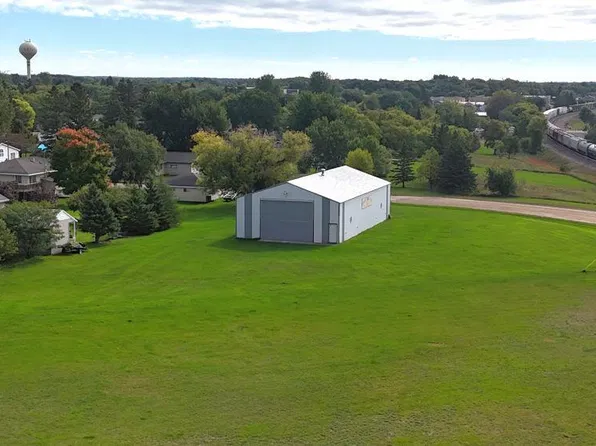 8th St NW, Frazee, MN 56544