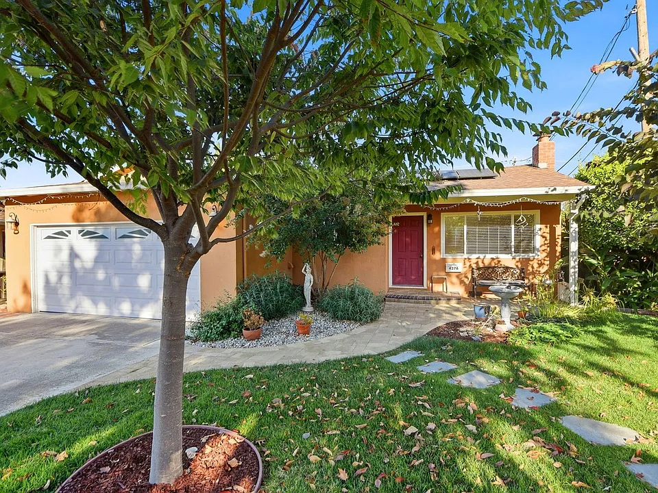 4276 Hendrix Way