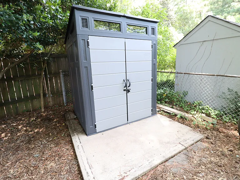 1009 Dogwood Ln — Photo 41