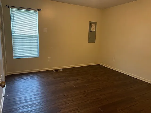 314 Citadel Dr — Photo 4