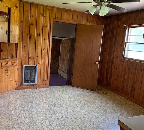 5th image of 147 Butler Ave