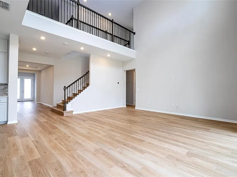 450 Winter Grove Blvd — Photo 47