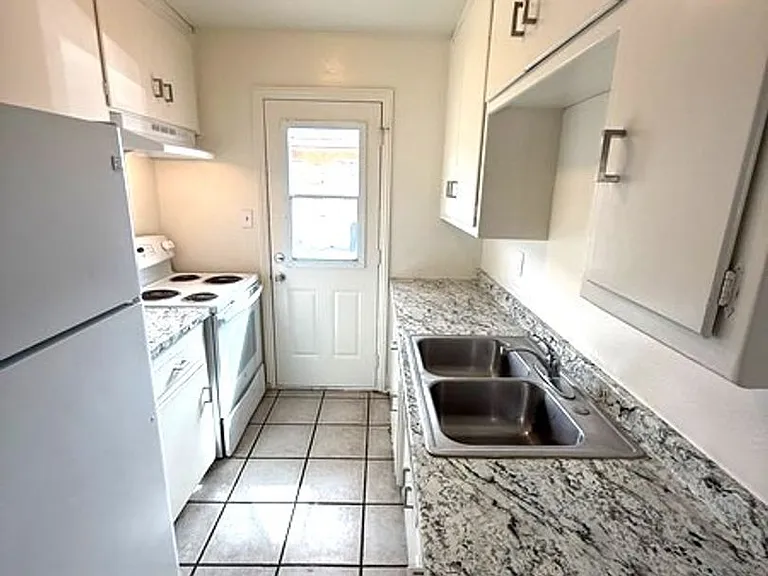 4522 11th St #4518D — Photo 3
