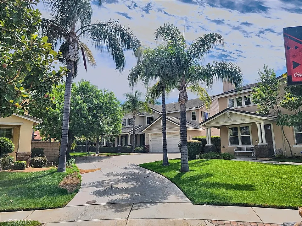 6373 Daylily Ct